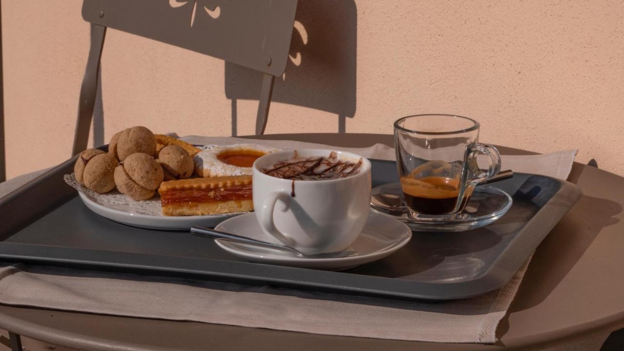 Il Borgo B&B Castellinaldo Exterior foto